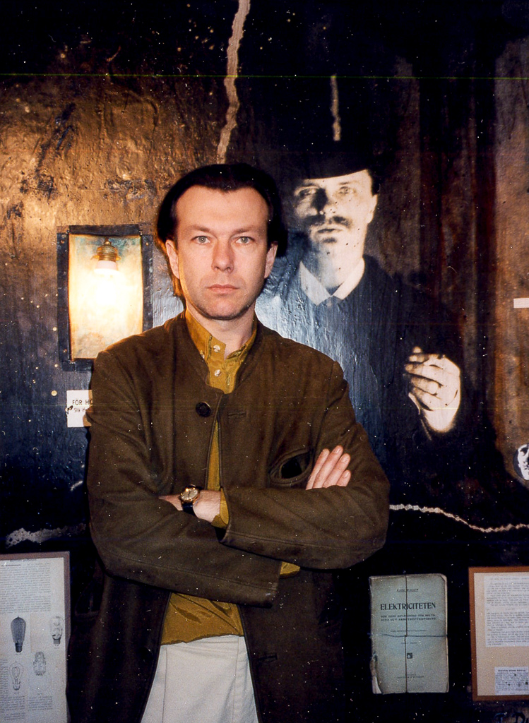 TD at the Strindberg Art Exhibit in the Strindberg Museum Stockholm